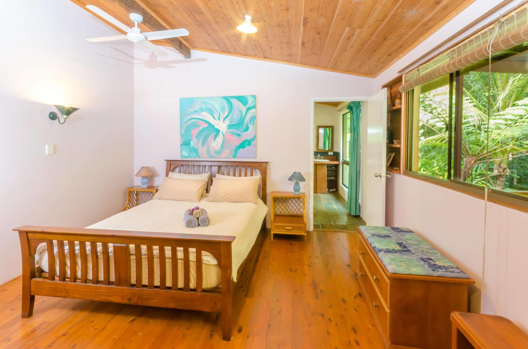 Epiphyte B & B Cow Bay Esterno foto