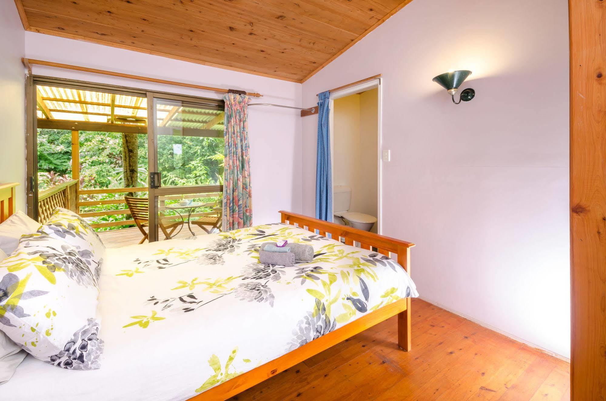 Epiphyte B & B Cow Bay Esterno foto