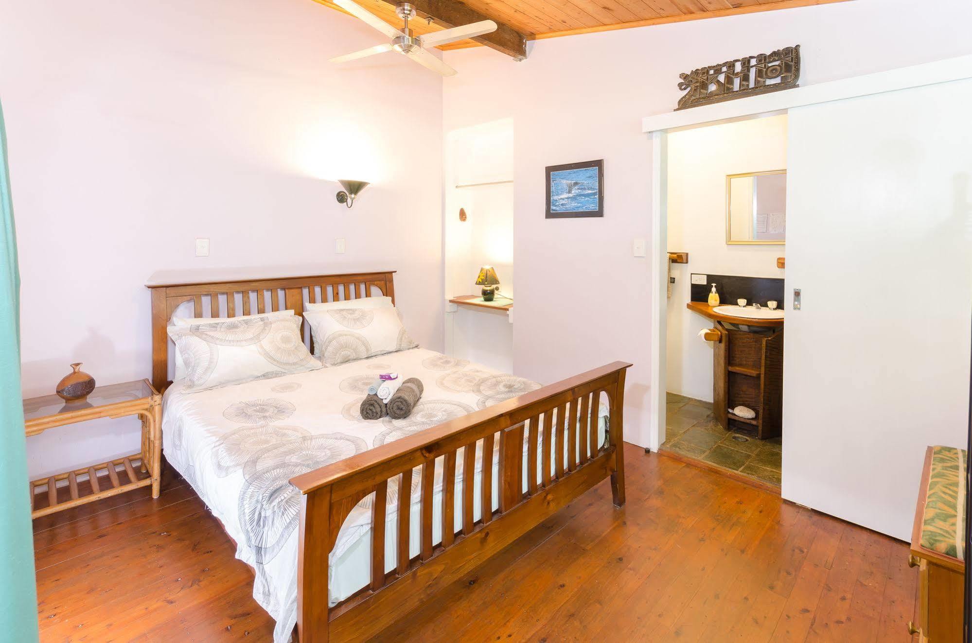 Epiphyte B & B Cow Bay Esterno foto