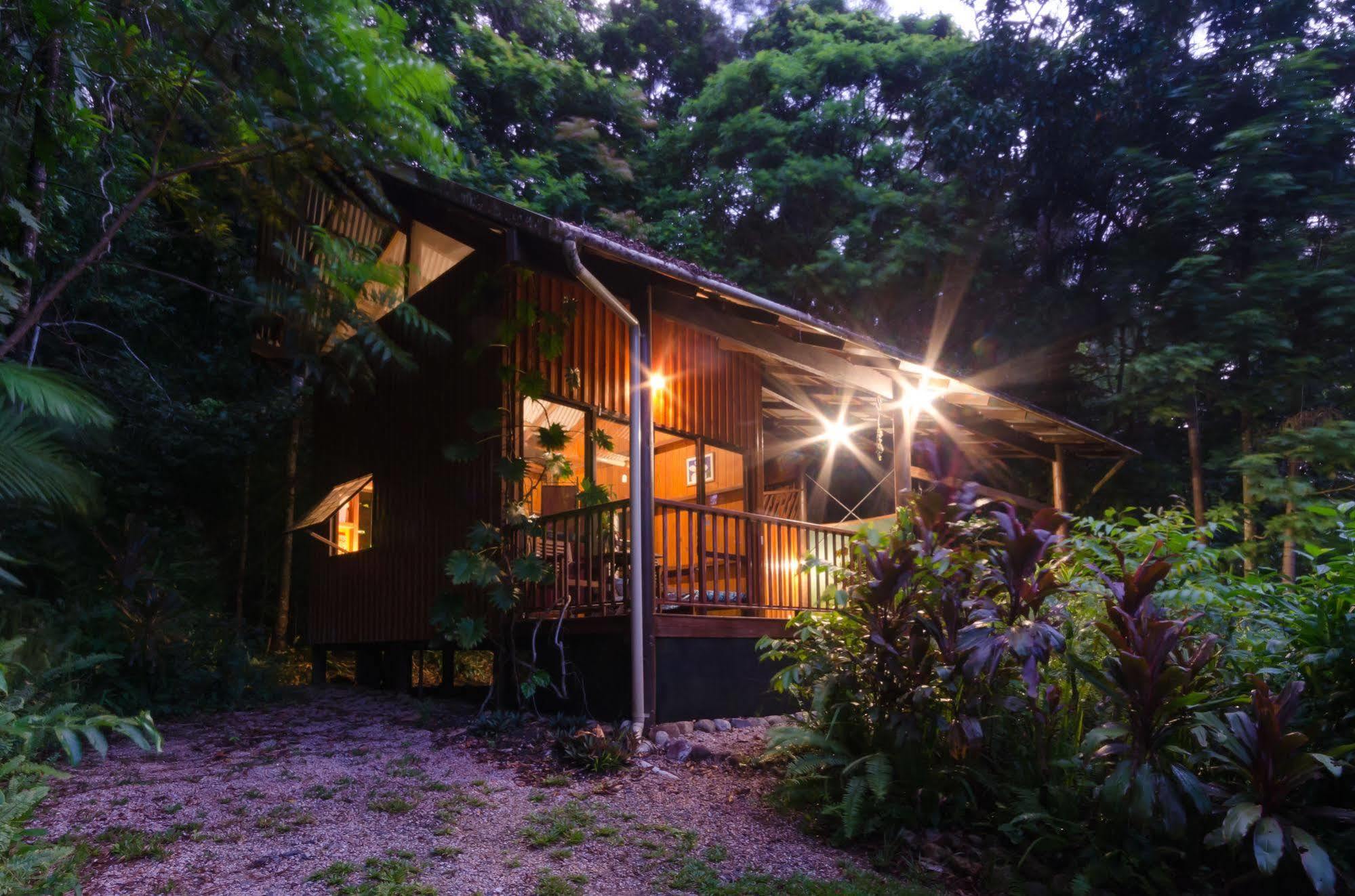 Epiphyte B & B Cow Bay Esterno foto